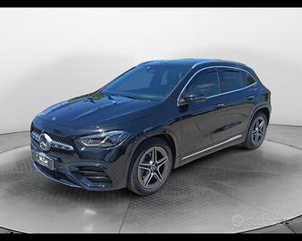 MERCEDES-BENZ GLA 200 d AMG Line Premium Plus 4mat