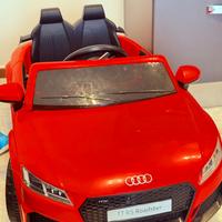 Macchina elettrica per bambini Audi TT RS Roadster