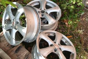 Cerchi  alfa romeo 147 r 16