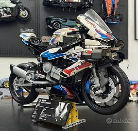Technik Set Mattoncini Moto BMW M 1000 RR – 912 Pezzi MOC, Modello Da Collezione Con Ammortizzatori E Catena, Compatibile Lego