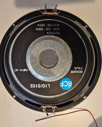 casse altoparlanti e subwoofer