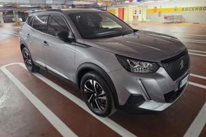 Peugeot 2008 1.2 turbo 130 cv cambio automatico 