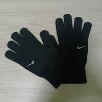 guanti nike