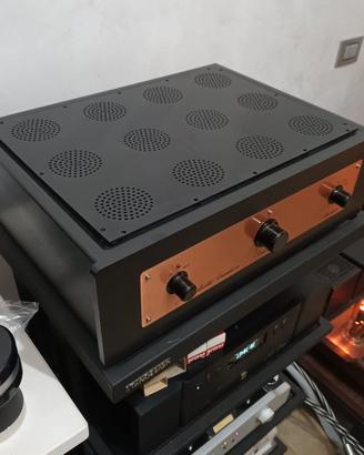 New Audio Frontiers Preamplificatore più finale