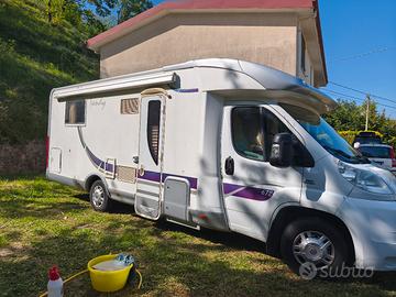 Camper Mcluis