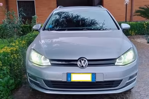 Volkswagen GOLF VARIANT HighLine TGI