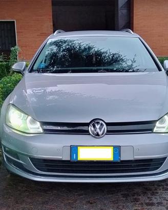 Volkswagen GOLF VARIANT HighLine TGI