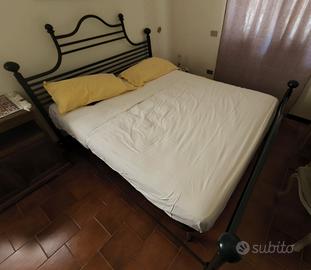 letto matrimoniale