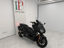 Yamaha T Max DX