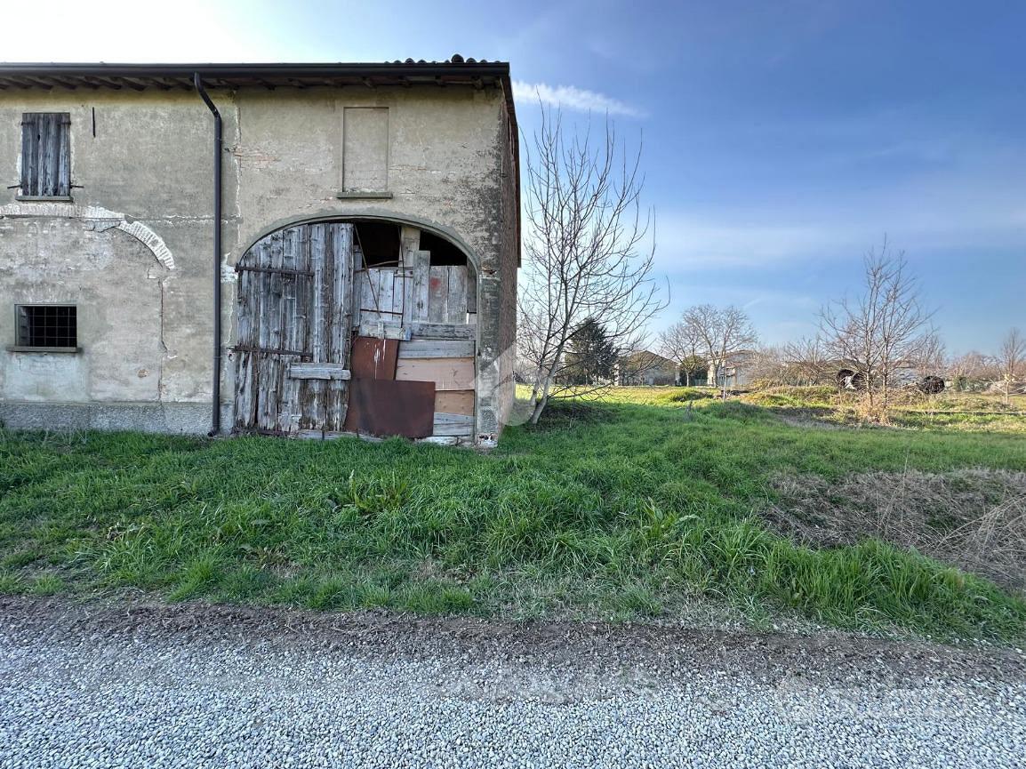 RUSTICO A CASTELNOVO DI SOTTO - Altro