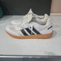 Adidas calcetto interno
