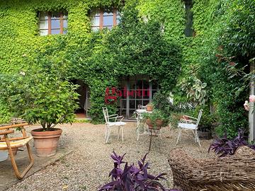 Appartamento Rufina [GN1049-UVRG]