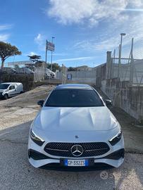 Mercedes-benz A 180 d Automatic AMG Line Premium P