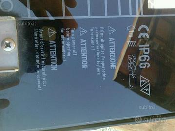 Faro illuminazione esterna