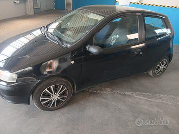 FIAT PUNTO 188 ANNO 2001