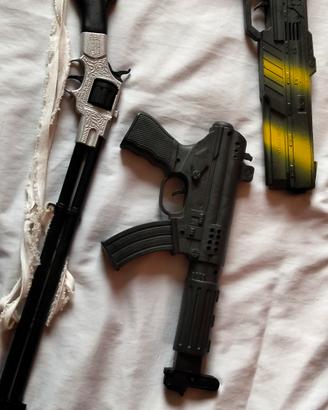 Set pistole e fucile giocattolo sonori