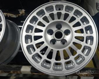 Lancia Delta (cerchioni)