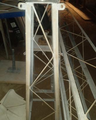 traliccio per antenne radioamatore 