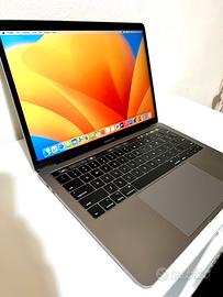 Macbook Pro 13 2017 8gb ram 500gb ssd Touchbar
