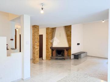 CASA SEMINDIPENDENTE A VENEZIA