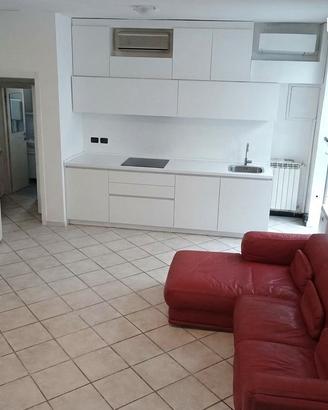 Palazzina indipendente su 4 lati