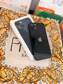 Apple iPhone 13 - 128GB