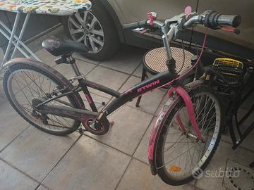 Bicicletta B'TWIN bambina/ragazza - Nera e Rosa
 