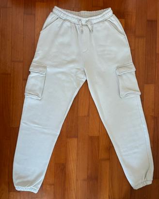 Pantaloni cargo