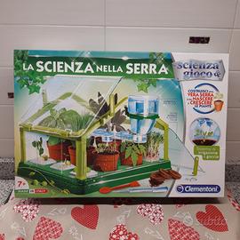 Scienza nella serra CLEMENTONI