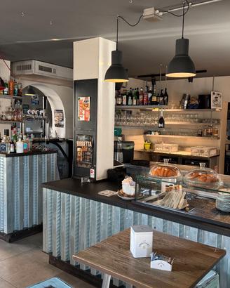 16R - AziendaSi - bar bistrot con cucina