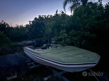 scafo 5 m + carrello di alaggio 