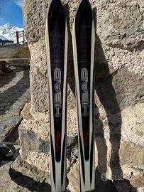 SCI ED ATTACCHI DA PISTA