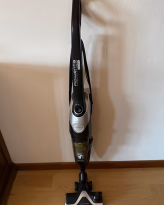 Scopa elettrica ciclonica Rowenta