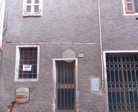 CASA SEMINDIPENDENTE A CASTEL SAN GIOVANNI