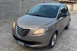 Lancia Ypsilon 1.2 Benzina 69Cv 2014