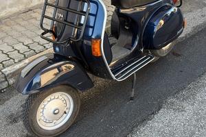 Vespa P200 E