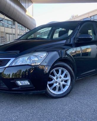 KIA cee'd Sporty Wagon 1.6 CRDi VGT 90CV