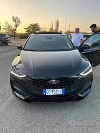 Ford focus st line x