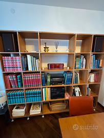 Libreria di design by Cassina