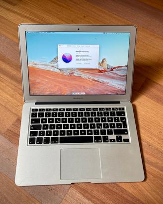 Apple MacBook Air 13" i5 8GB RAM 128GB SSD