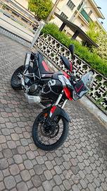 Aprilia Tuareg 660 full