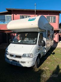 Camper Mc Louis