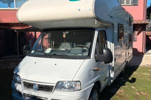 Camper Mc Louis