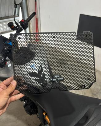 Griglia para radiatore per Mt 09