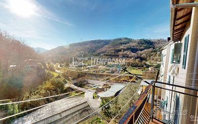 5 LOCALI, NO CONDOMINIO, POSTO AUTO PRIVATO, TERRE