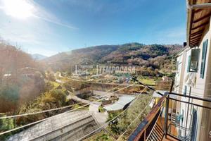 5 LOCALI, NO CONDOMINIO, POSTO AUTO PRIVATO, TERRE