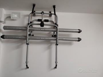 Portabicicletta  posteriore per auto.