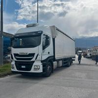Iveco Stralis 2017 centina senza sponda da 9,6 m