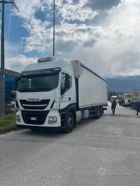 Iveco Stralis 2017 centina senza sponda da 9,6 m