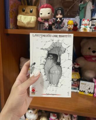 attack on titan fashion variant uniqlo ITA